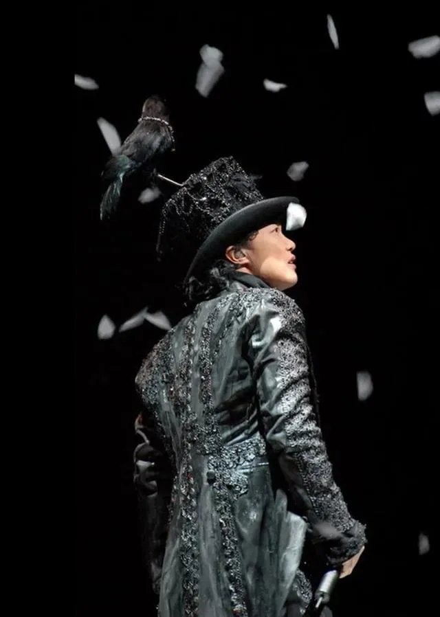 理性讨论一下，周杰伦和张学友的唱功谁更厉害？