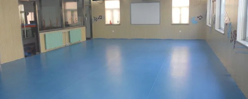 地胶和塑胶地板一样吗