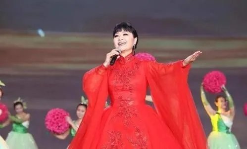 党啊亲爱的妈妈歌词怎么写?