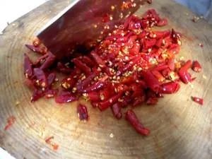 重庆火锅底料的做法是怎样的？