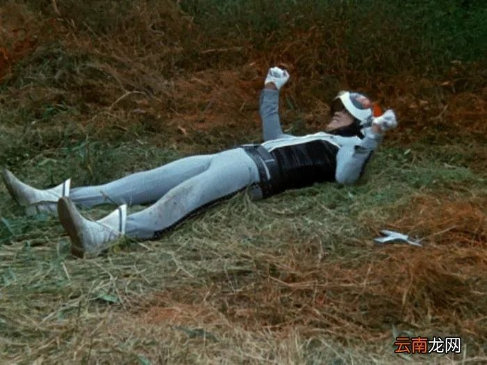 原本有变身器的奥特曼 贝尔阿克奥特曼