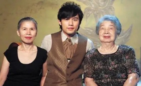 叶惠美是不是日本人?