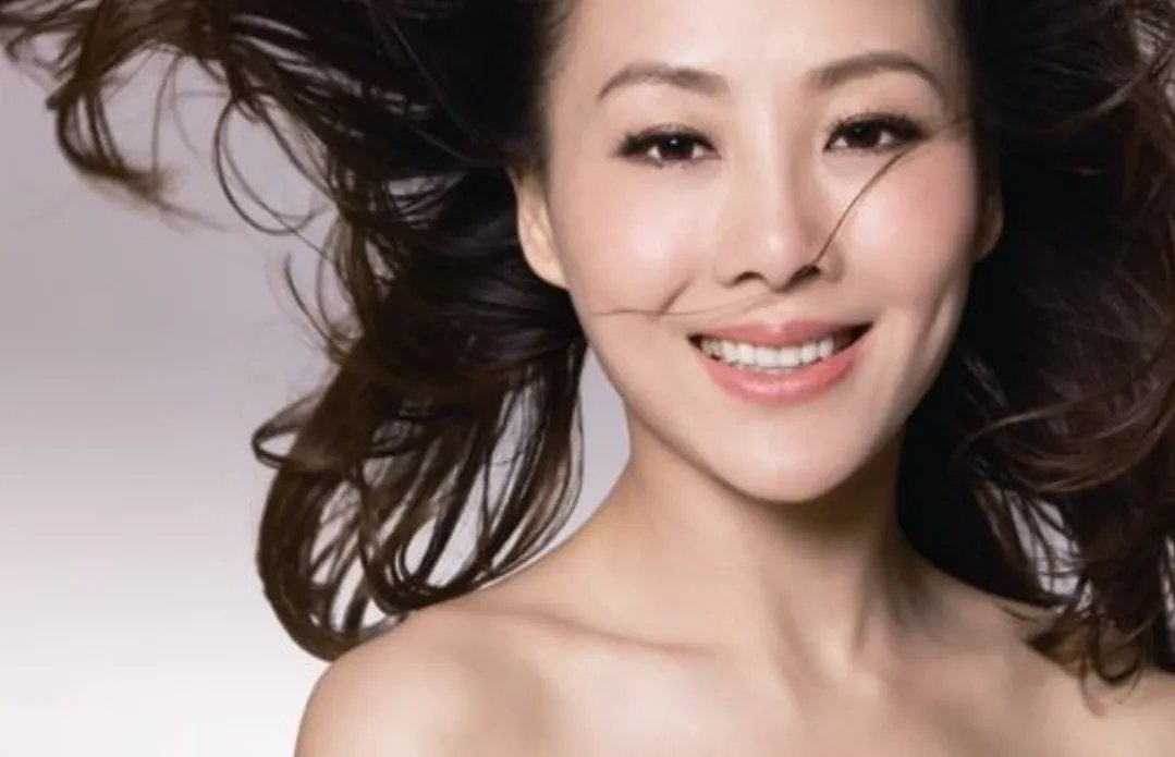 关于歌手王筝曝丈夫出轨四年一事，你觉得后续会是什么？