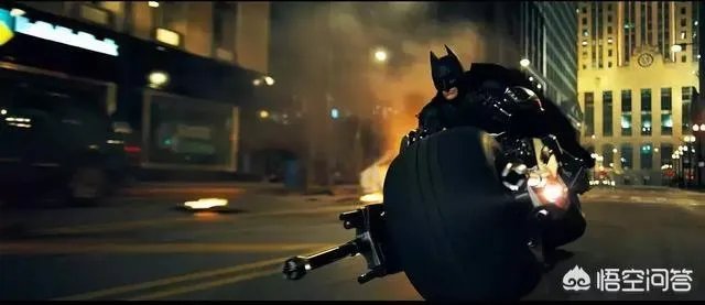 你是如何看待“暮光男”罗伯特帕丁森成为新任蝙蝠侠的？