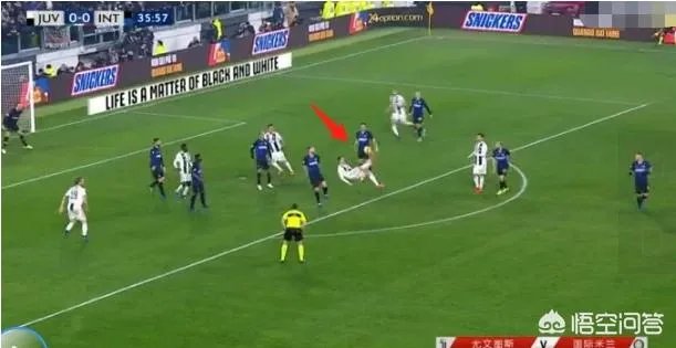 倒钩射门为什么难防