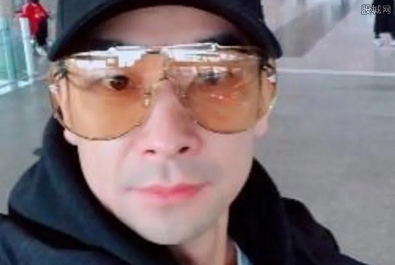 赵文卓承认私生子 神秘原因致其与梅艳芳分手