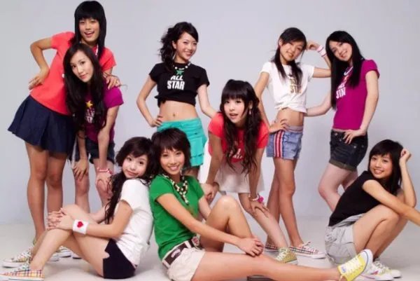 黑涩会成员meinei叫什么