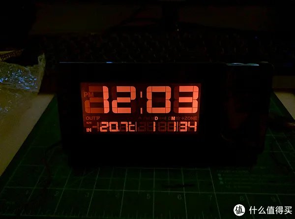 Oregon SCIENTIFIC 欧西亚 RAR391P 投影钟 开箱