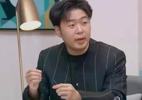 杜海涛姐姐的样子曝光对比，杜海涛餐厅叫什么名字