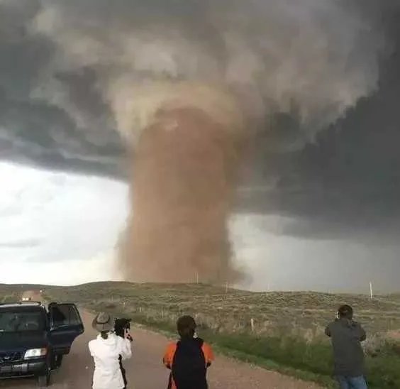 美国龙卷风最新消息伤亡情况如何 美国龙卷风多发原因影响哪些州