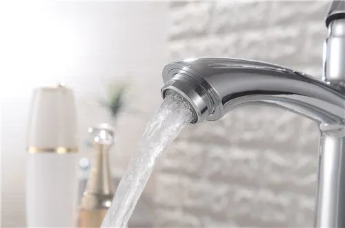 水龙头堵了水小怎么办