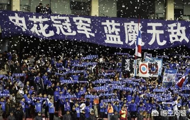 上海申花和广州恒大都是在什么时候获得3座超级杯冠军的？