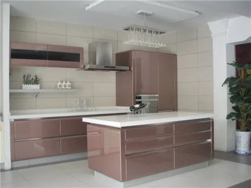 烤漆橱柜的优缺点是什么