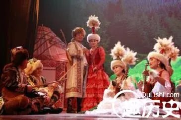 什么是哈萨克族“阿肯弹唱”？其又有何风格