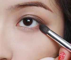 怎样变身昕薇圣诞妆容