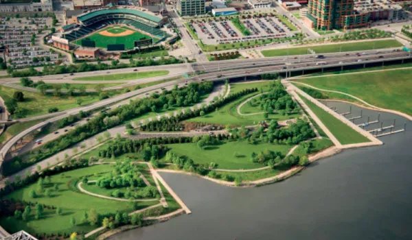 路易斯维尔市被打事件，能看出美国社会是什么怎样的？