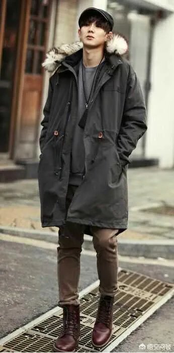 工装裤怎么搭配上衣？