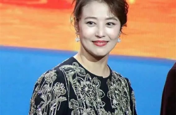 周海媚结婚了吗?后来为什么不红了