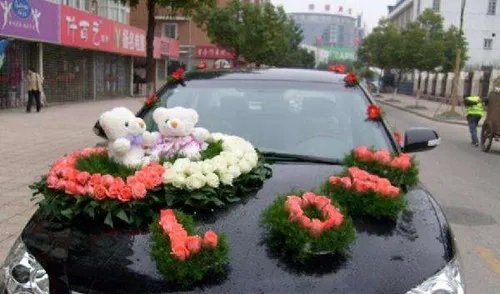 鲜花婚车的美好寓意 婚车用花有什么讲究
