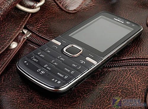 诺基亚6730c：1430元