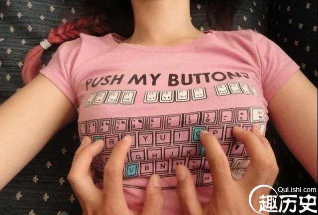 印度打字神人用脸滚键盘打出世界纪录