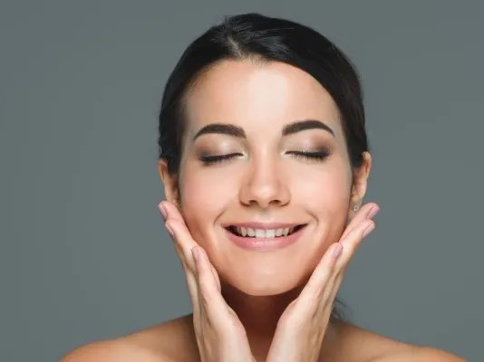 干性皮肤怎么选护肤品