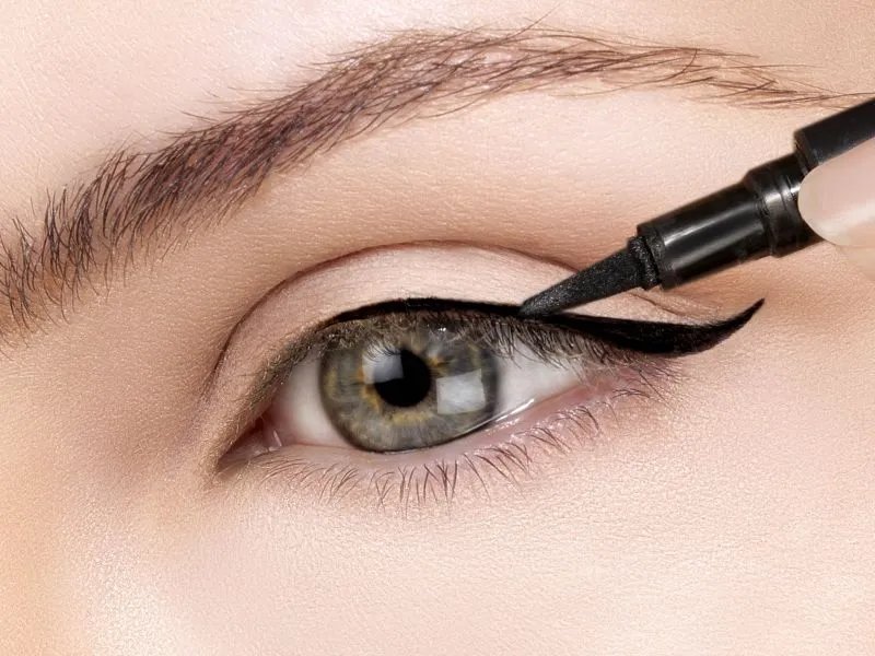 什么动作可以让小眼变大眼