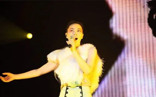 佛曲好听的十首歌 超好听的十大经典佛歌推荐