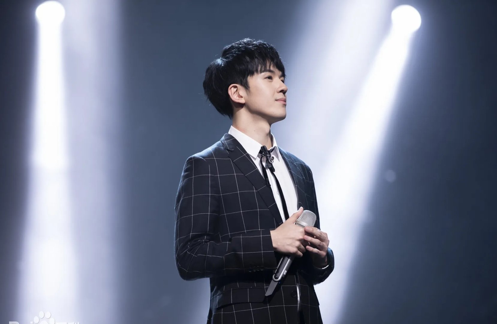 公安局是如何回应郑云龙落户北京的?