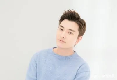 夜宿门过去三年了，Pgone发新歌嘲讽贾乃亮，他和李小璐还在一起吗？