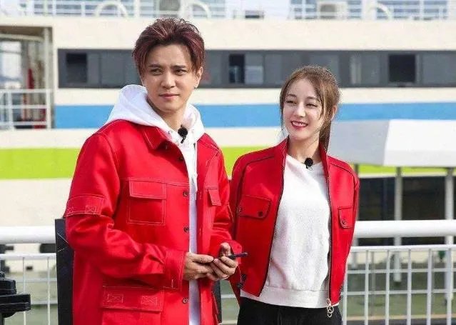 沐浴露已买迪丽热巴仍爱我什么意思