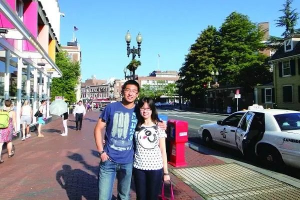 网友称杨幂陪魏大勋拍戏,那你陪对方做过什么事?