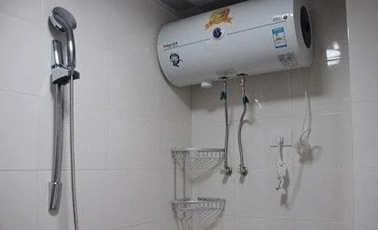 电热水器进出水管接法图解