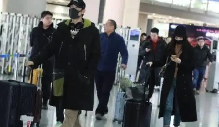 李光洁现任老婆隋雨蒙 与郝蕾分手原因为什么离的婚