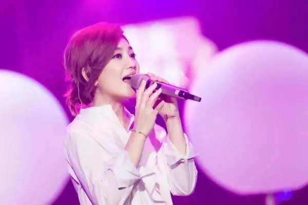 会呼吸的痛的歌词