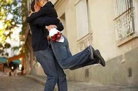 对于真正的爱情，是不需要用承诺来保全吗？