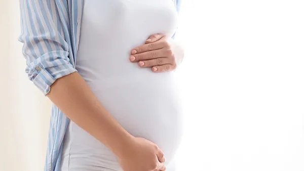 胎儿打嗝怎么办