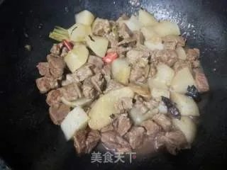 羊肉炖萝卜