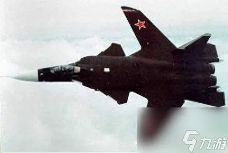 黑鹰战机和入侵者战机的区别 红警2黑鹰战机盟军介绍