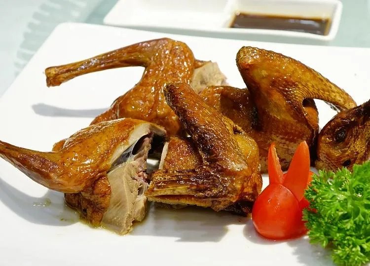 乳鸽的功效与作用