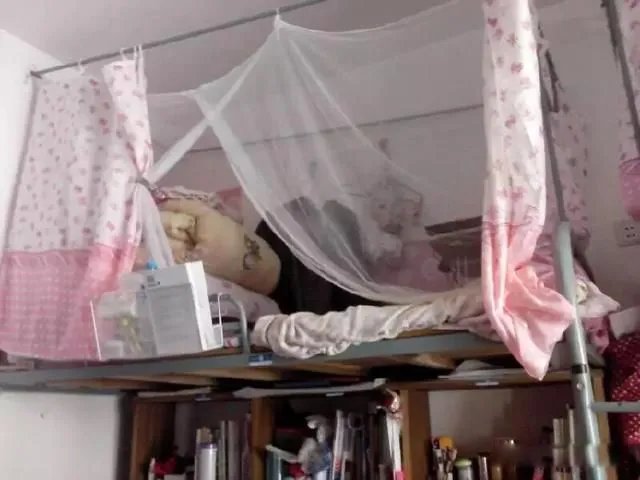 女寝关系能有多僵硬 女生寝室的关系可以可怕到什么程度
