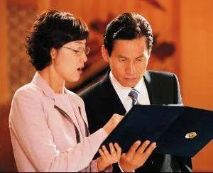 弹钢琴的总统的介绍