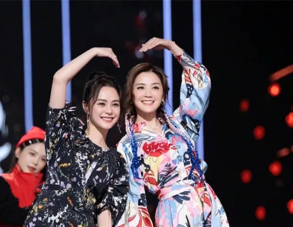 阿娇与阿Sa的感情为什么那么好？她们的友谊是从什么时候开始的？