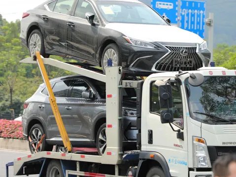 新车怎样买保险？