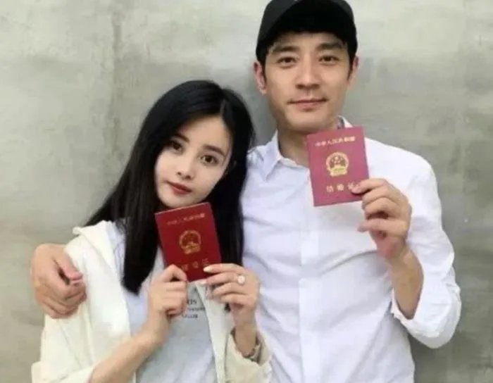 李光洁现任老婆隋雨蒙 与郝蕾分手原因为什么离的婚