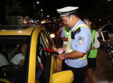 援鄂女护士与男友双双被撞身亡，肇事司机会被如何惩罚？