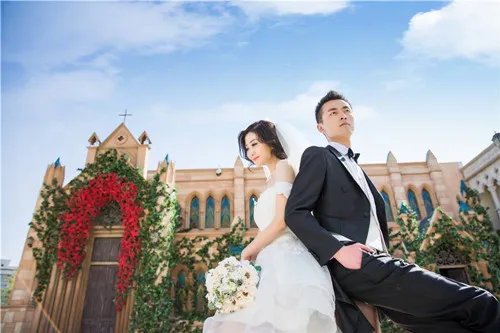 婚纱摄影拍照技巧揭秘  怎样拍出的婚纱照好看