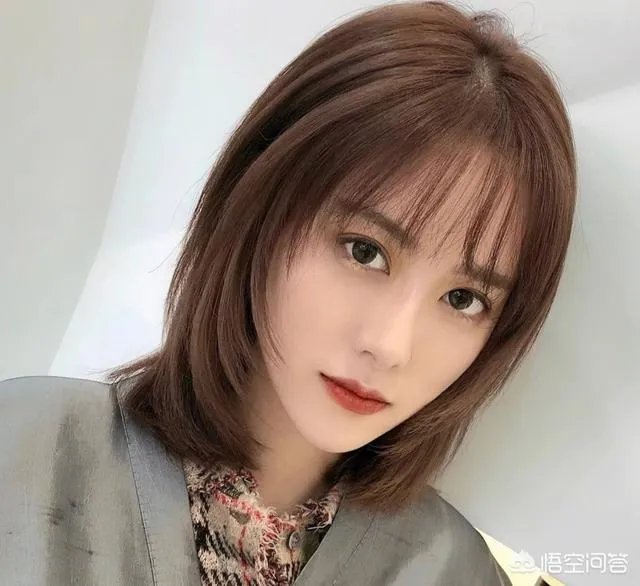 辛芷蕾的发型适合什么脸型的人？