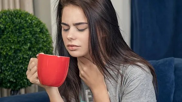 女人初潮几岁出现最好？早晚值得警惕