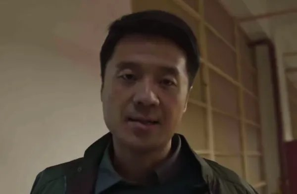 狂飙警察局内鬼是谁